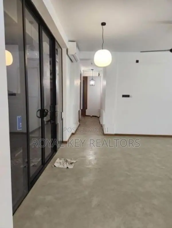 06 Bedroom Unfurnished House for Rent Nawala