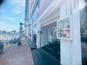 1,000 Sq ft. Commercial Space for Rent Colombo 05