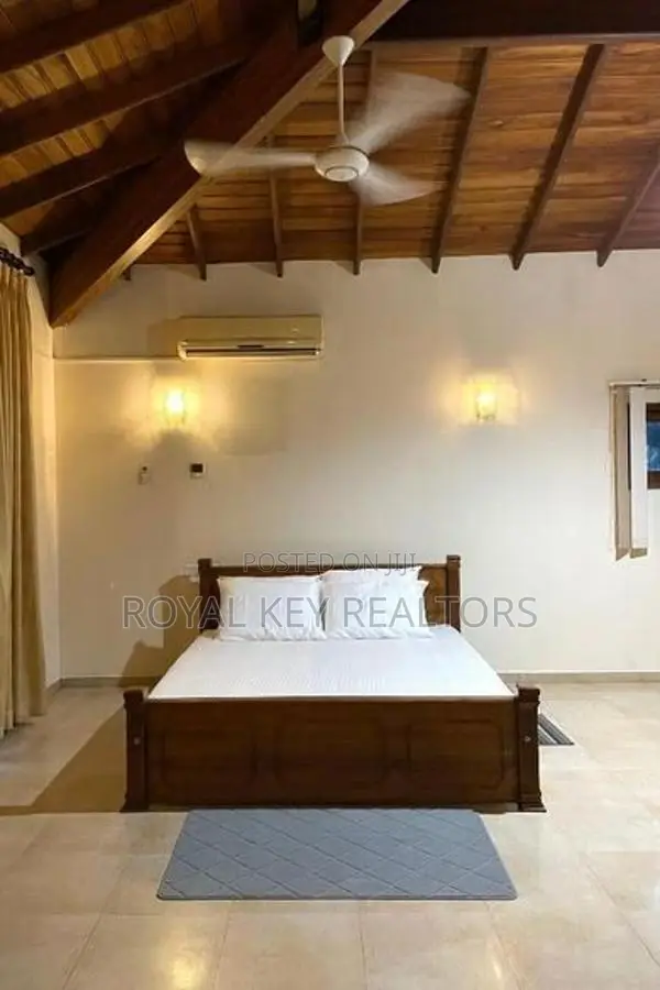 05 Bedroom Unfurnished House for Rent Talawatugoda