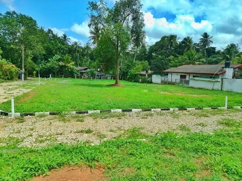 Land for Sale in Udugampola Town
