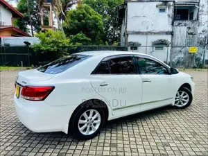 Toyota Premio G Superior 2019