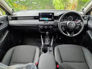 Honda Vezel Z PREMIUM 10 SPEAKER 2026