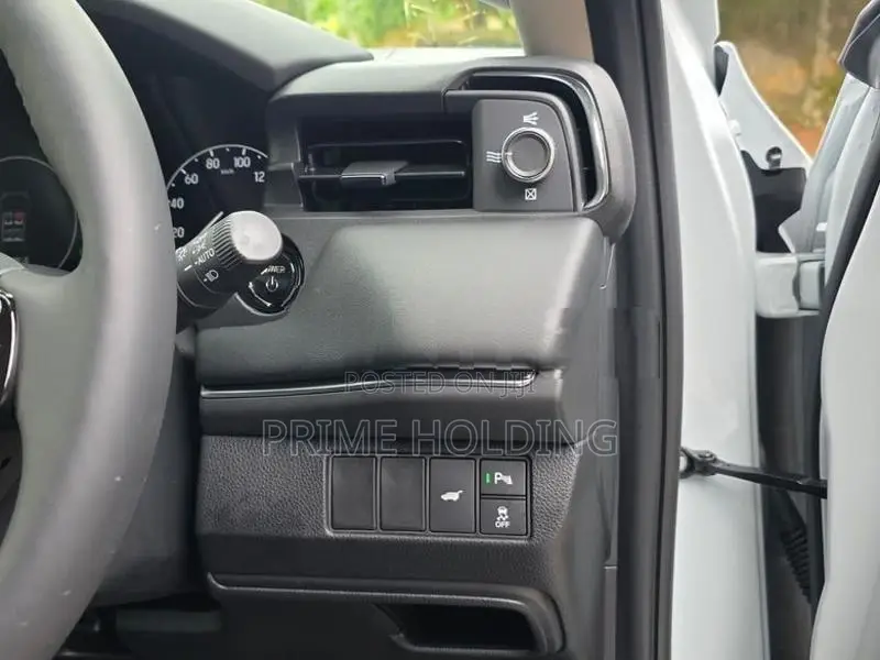 Honda Vezel Z PREMIUM 10 SPEAKER 2026