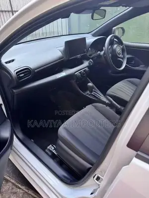 Toyota Yaris X 2025