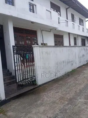 Wattegedara Suramya Mw 2 Storied House on 11.86 Perches of Land for Sa