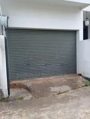 Wattegedara Suramya Mw 2 Storied House on 11.86 Perches of Land for Sa