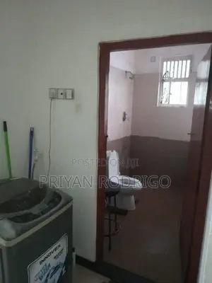 Maharagama, Temple Road, 03 Bedroom House on 23 Perches of Land for Sa