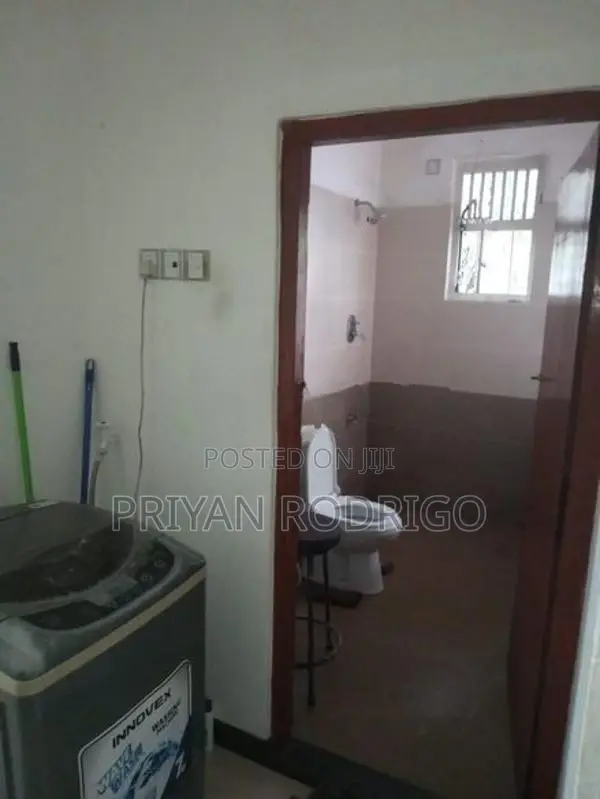 Maharagama, Temple Road, 03 Bedroom House on 23 Perches of Land for Sa