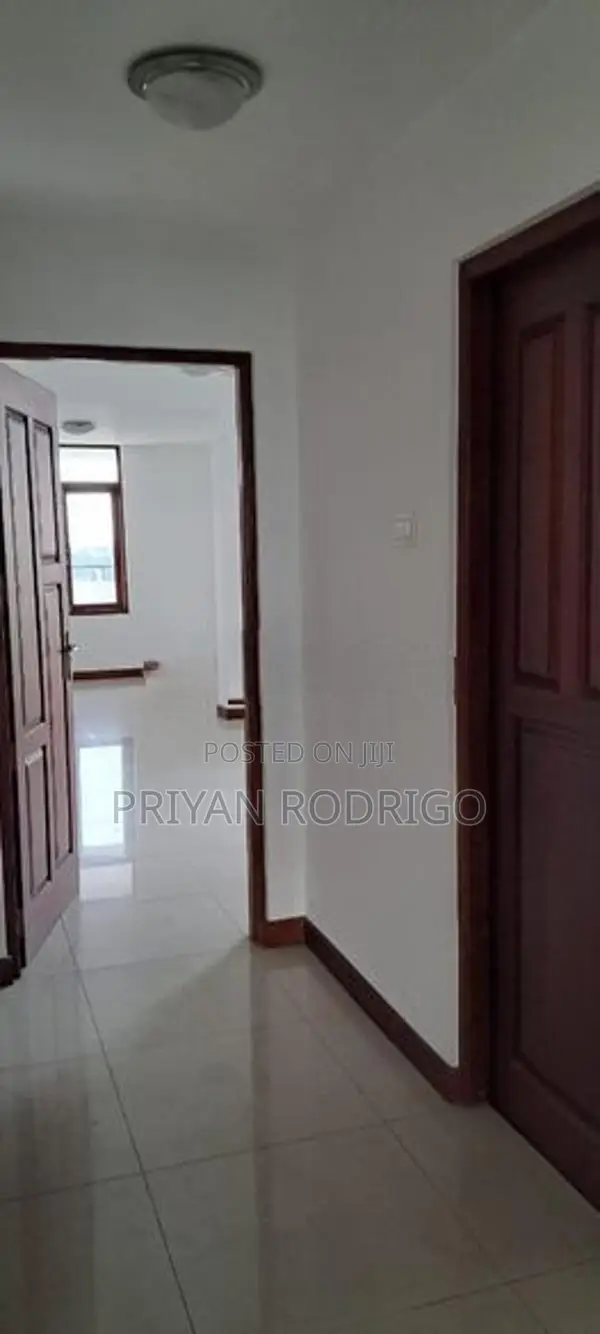 Wind Crest Residencies, Rajagiriya 03 BR 8th Floor Apartment for Sale