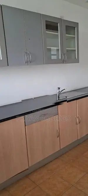 Wind Crest Residencies, Rajagiriya 03 BR 8th Floor Apartment for Sale