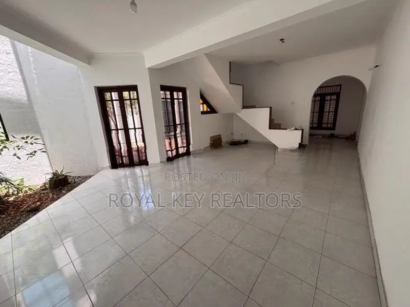 06 Bedroom - Unfurnished House for Sale Dehiwala