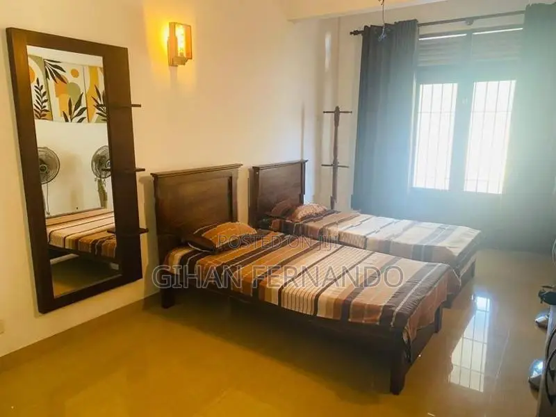 Spacious Room With Attached Bathroom For Rent Ja-Ela