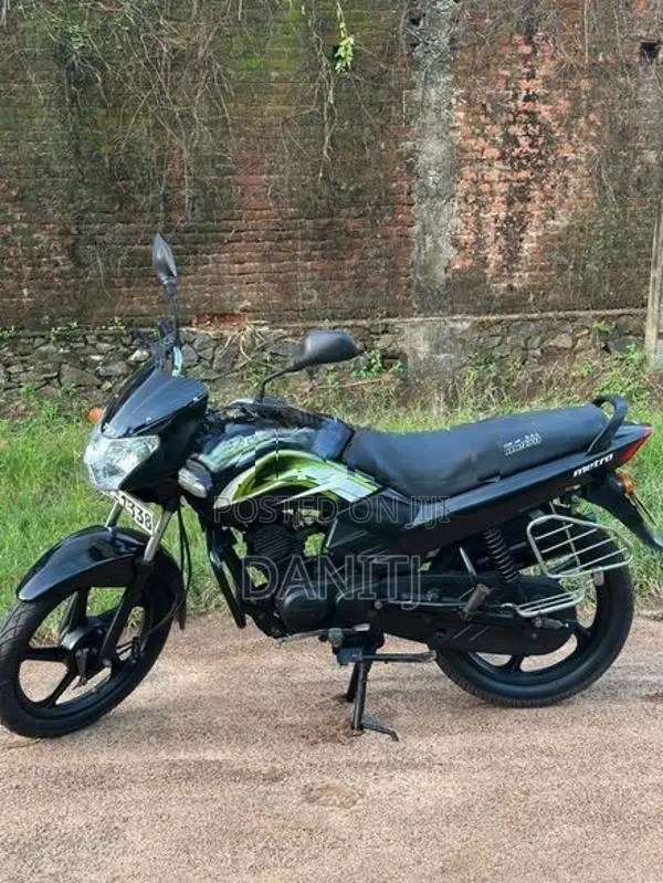 TVS Metro 2011