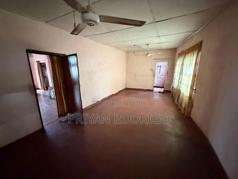 Maharagama - Piliyandala Road Commercial Facility for Lease