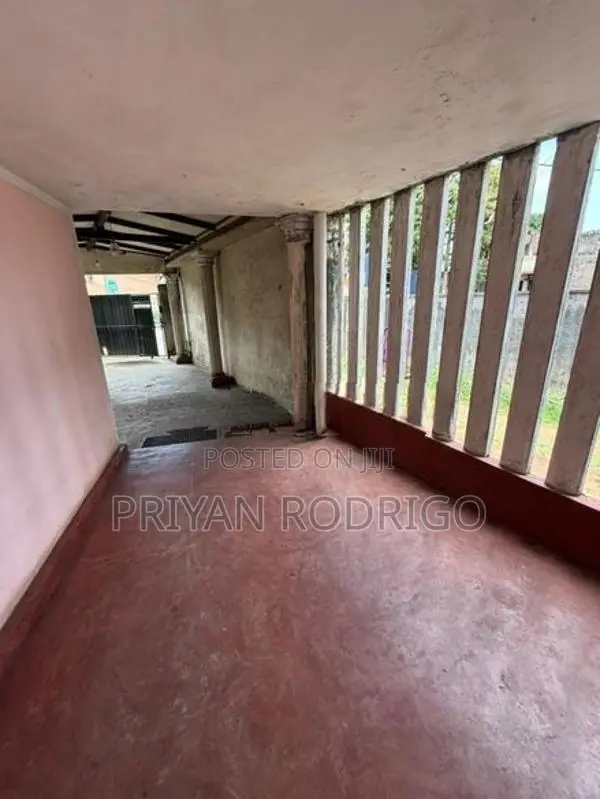 Maharagama - Piliyandala Road Commercial Facility for Lease
