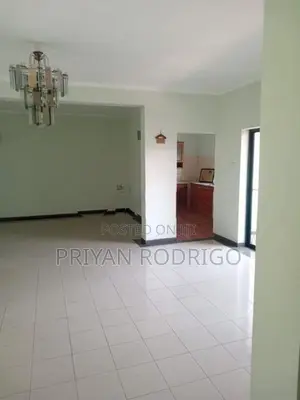 Colombo 5 Poorwarama Rd 3 storied house on 6.6 Perches of Land for Sal