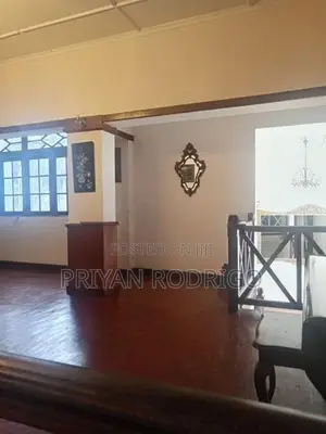 Colombo 3 De Alwis Place 5 rooms Facility on 15 Perches of Land for Re