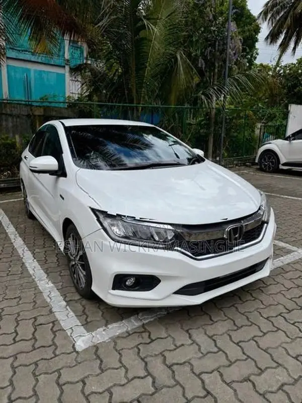 Honda Grace Hybrid EX Sensing 2017