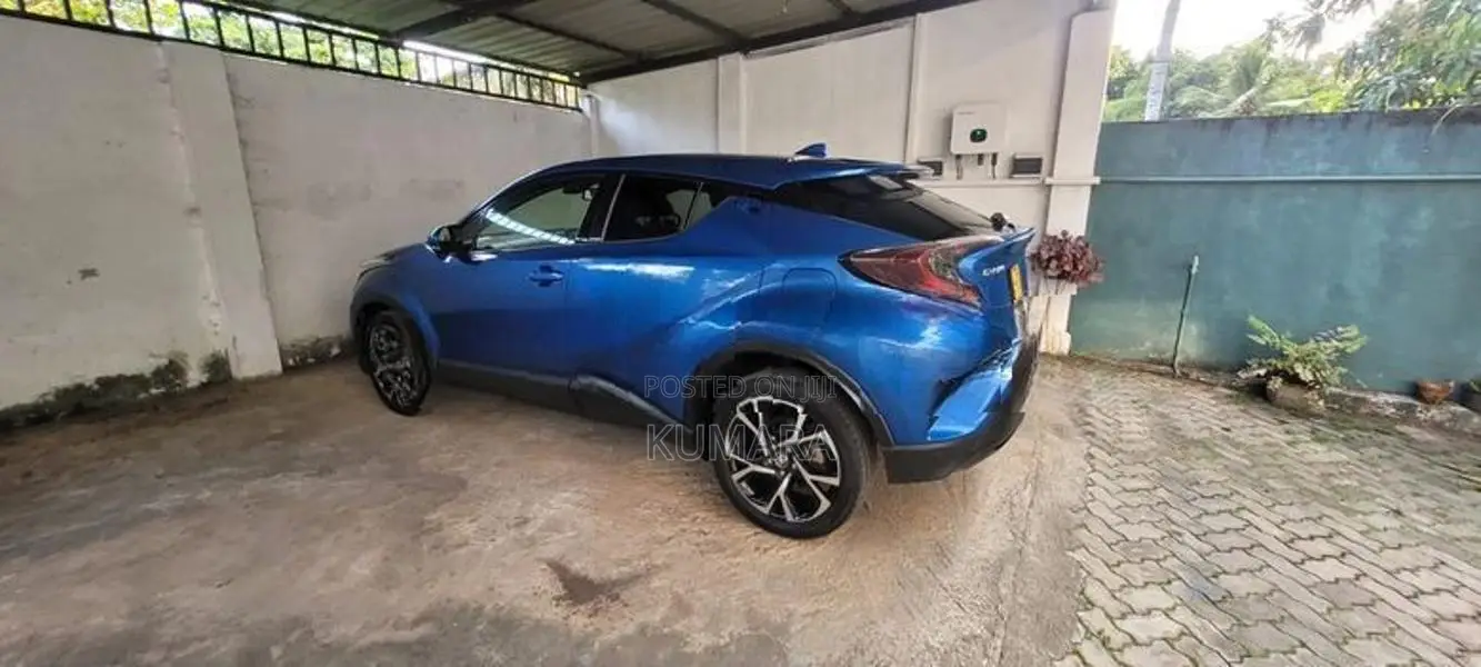 Toyota CHR GT AWD 2019