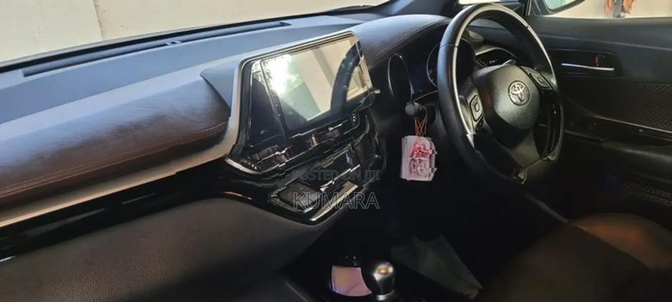 Toyota CHR GT AWD 2019