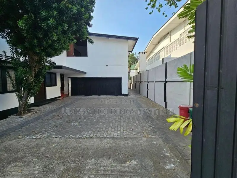 Prime Commercial Property For Rent In 5th Lane Colombo 3 - 3534U/1