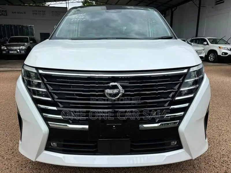 Nissan Serena Highway Star 8 Seats 2024
