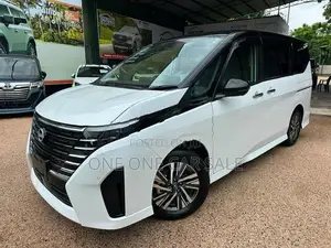 Nissan Serena Highway Star 8 Seats 2024