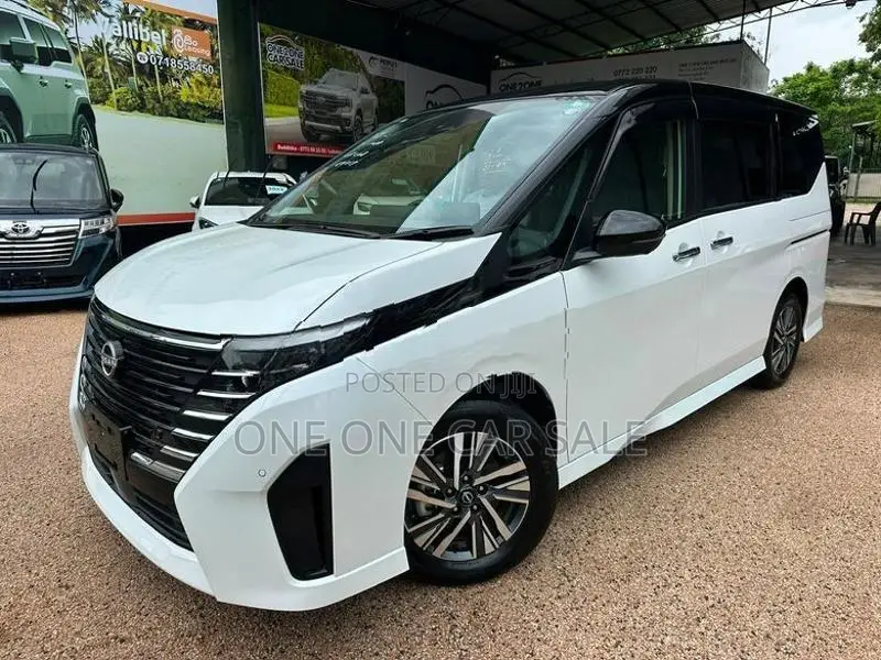 Nissan Serena Highway Star 8 Seats 2024