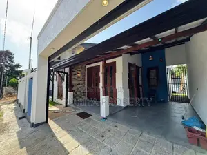 Superb Brand New House for Sale in Piliyandala