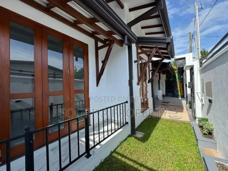Superb Brand New House for Sale in Piliyandala