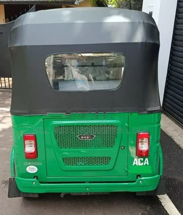 Bajaj RE 2026