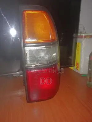 Toyota Prado 95 Model Right Side Tail Light