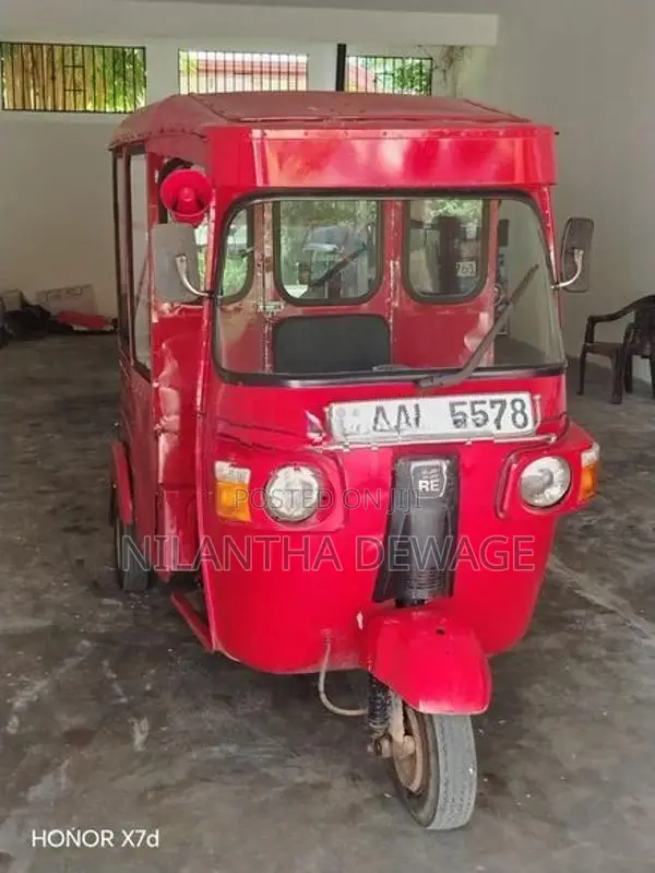 Bajaj RE 2013
