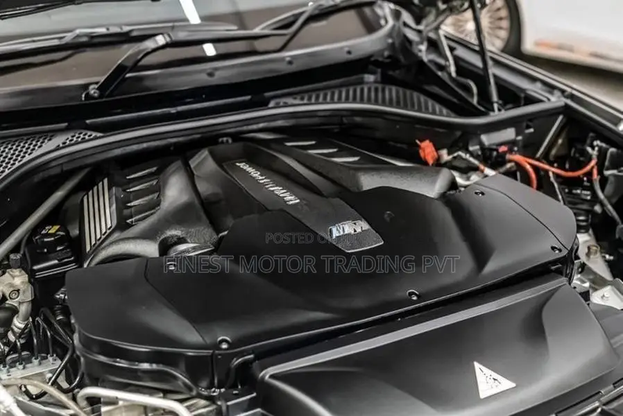 BMW X5 M one and only 4.4L 2015