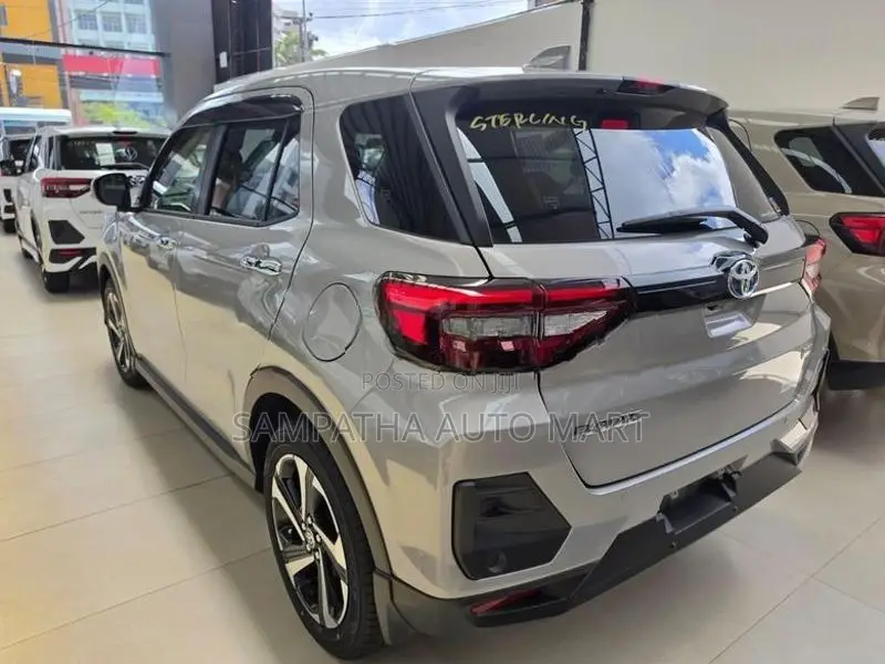 Toyota Raize Z HYBRID BSM 2026