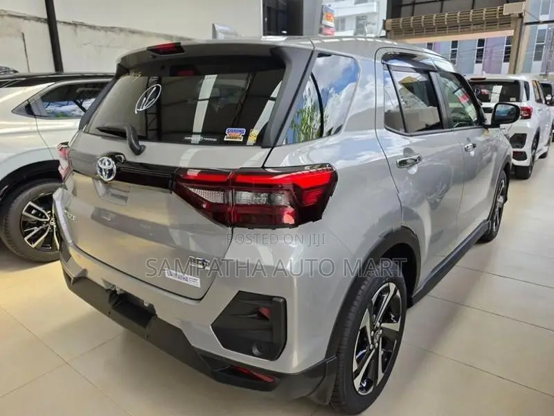 Toyota Raize Z HYBRID BSM 2026
