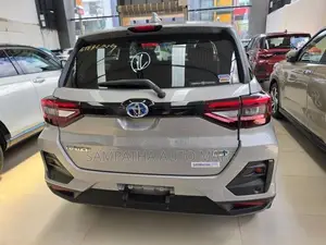 Toyota Raize Z HYBRID BSM 2026