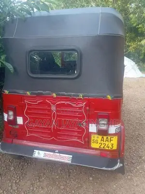 Bajaj RE Three Wheeler 2012
