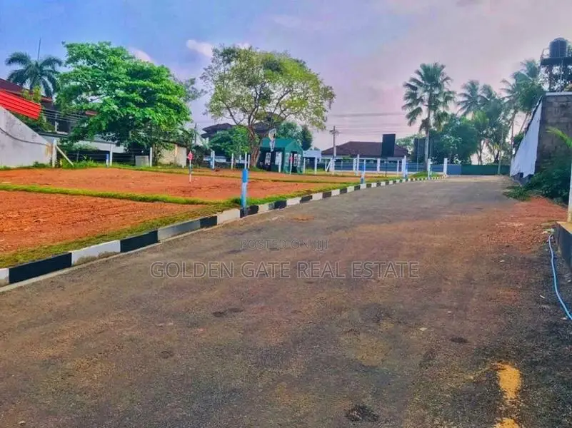 Kaddawatha Residential Land for Sale
