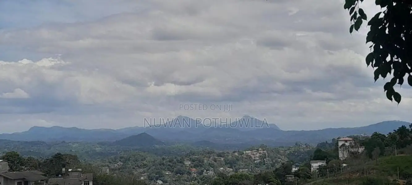 Heerassagala Kandy 22 Perch Land For Sale