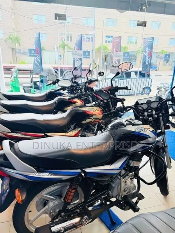 Bajaj CT100 2026