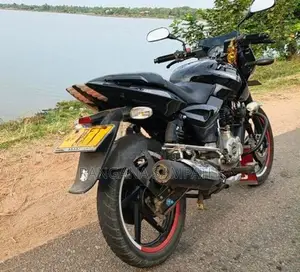 Bajaj Pulsar 150 2016