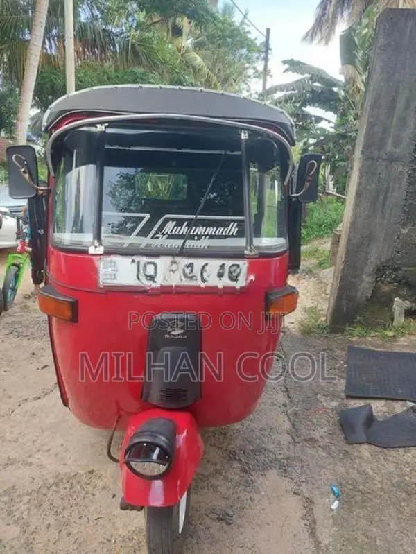 Bajaj RE Three Wheeler 2004