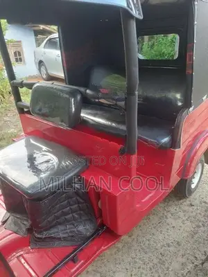 Bajaj RE Three Wheeler 2004