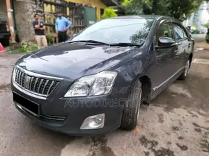 Toyota Premio 2013
