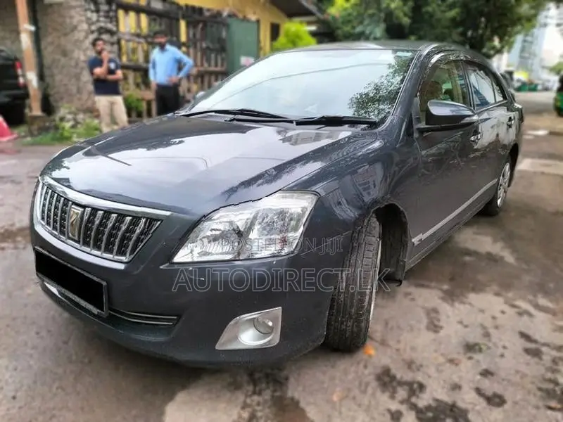 Toyota Premio 2013