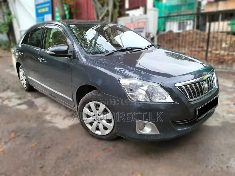 Toyota Premio 2013