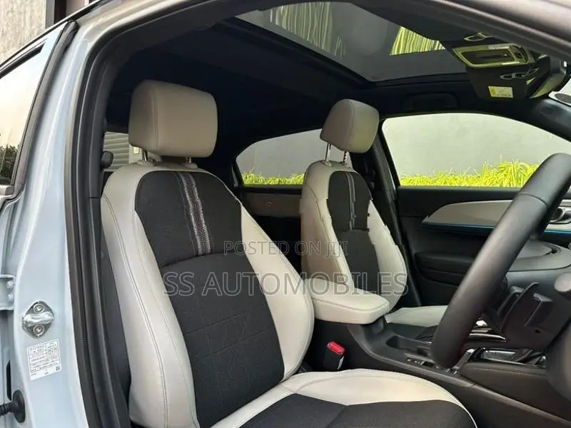 Honda Vezel Z-Play 2026