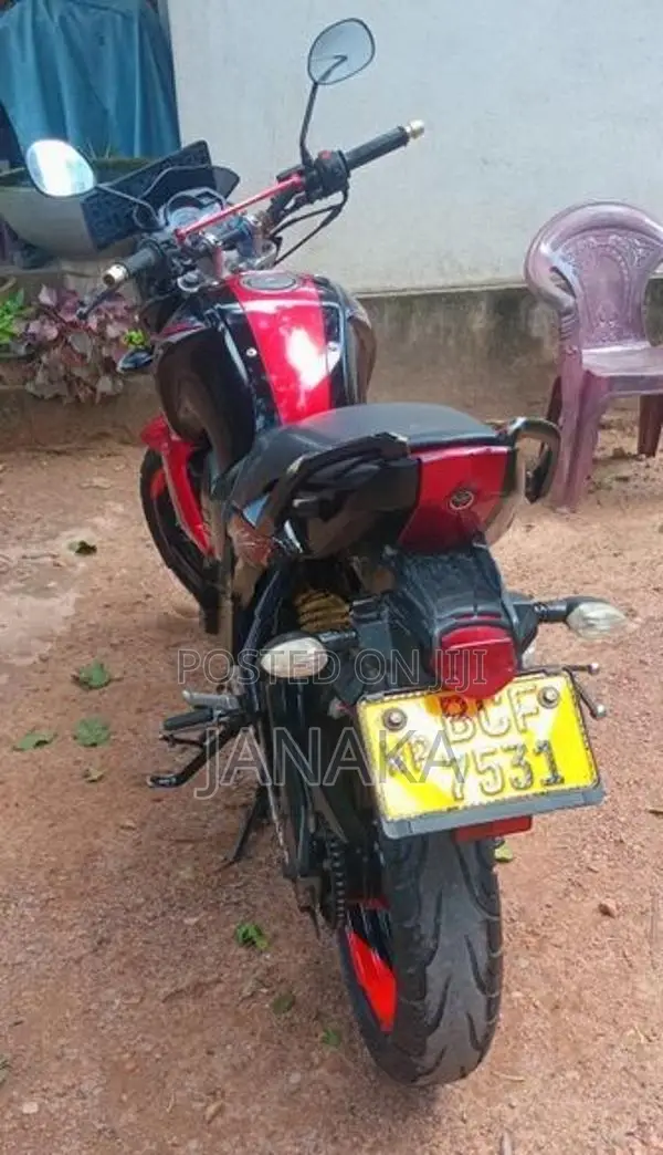 Yamaha FZ S 2015