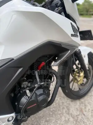 Honda CB Hornet 160R 2017